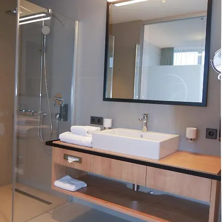 Hotel Federwerk 4*